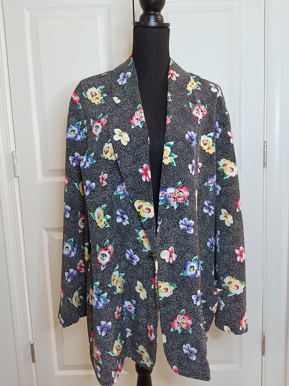 villager Black Floral‎ And Polka Dot Open-Front Blazer